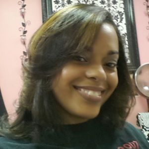 Meet your Posher, Kelli